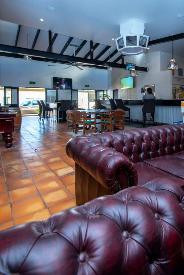 Hotel Longreach Most Central Motel 2*