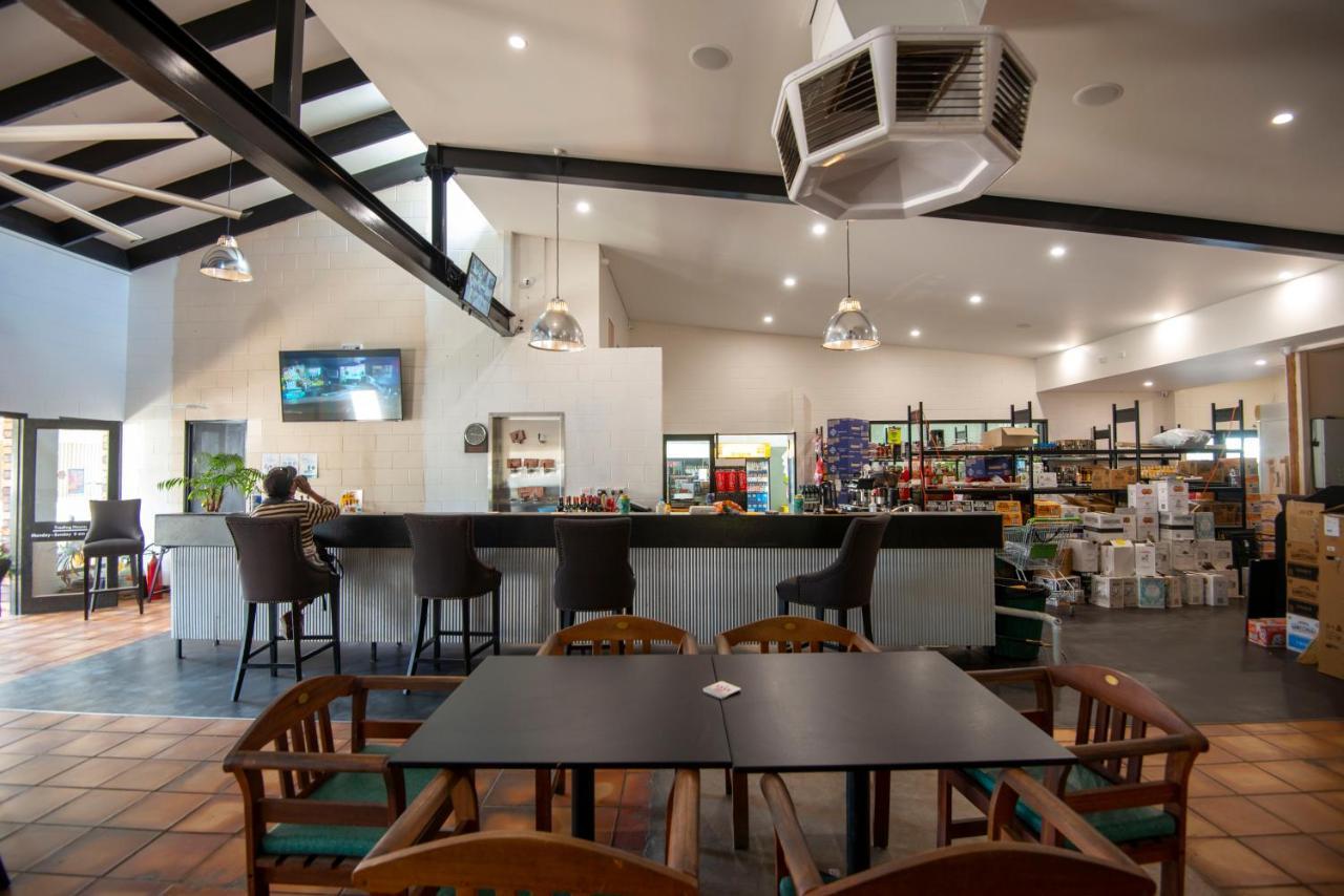 Hotel Longreach Most Central Motel 2*