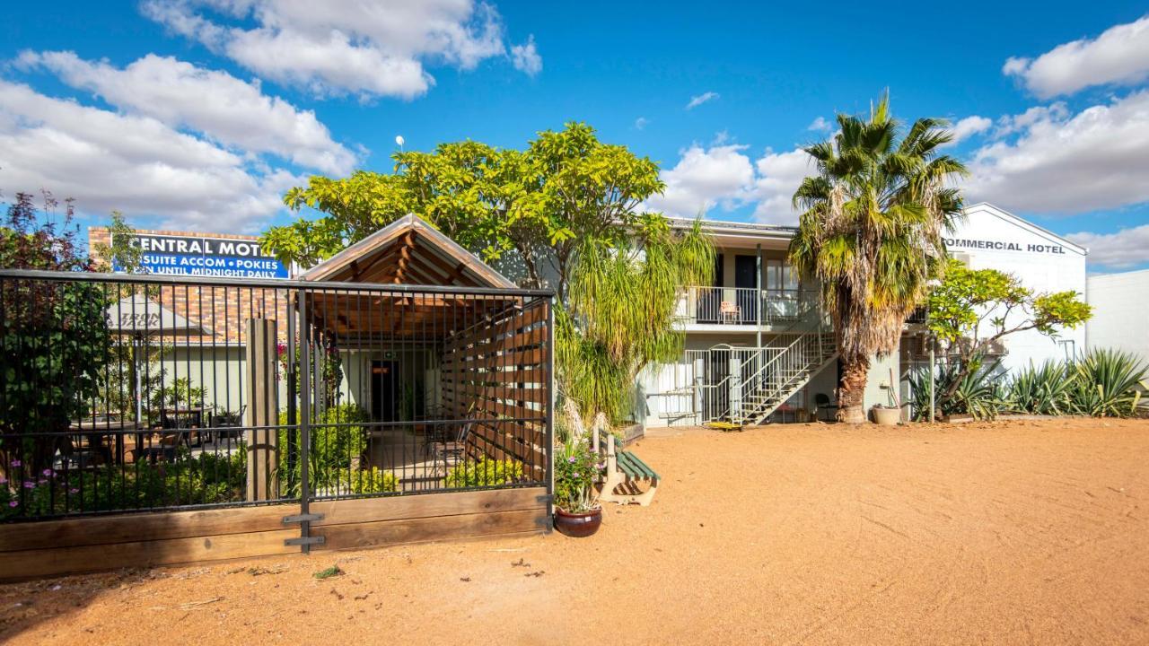 Longreach Most Central Motel 2*